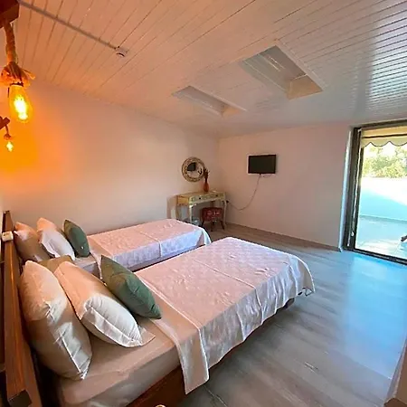 Pupa Alacati Hotel